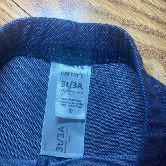 Pact and Carter's 3T shorts - Picture 2 of 3